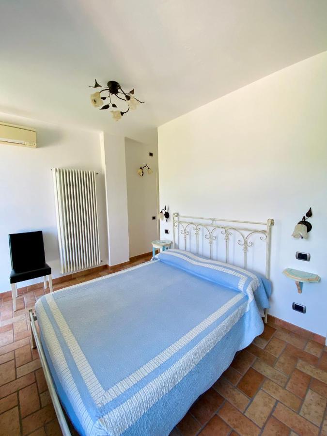 Sandra Villa Rooms Корнилья Экстерьер фото